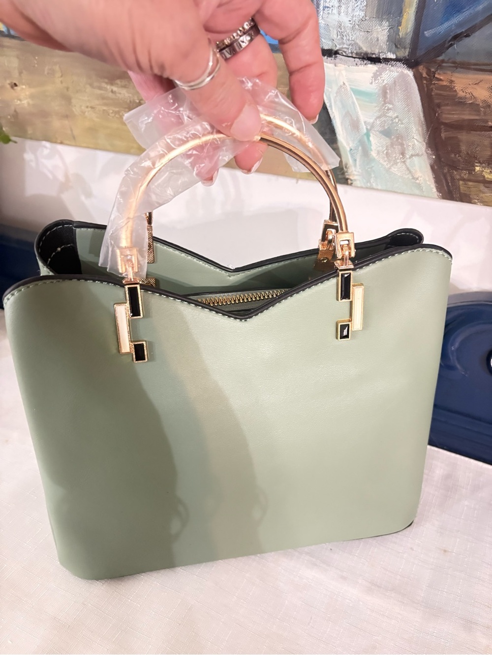 ZZMY White and Sage Green Womens Satchel or crossbody Bag w/ Gold Accents NWT - Picture 2 of 5